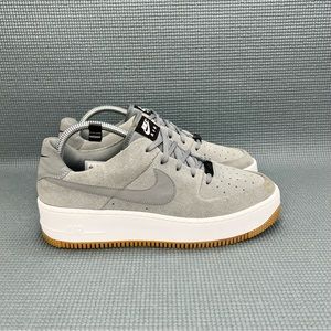Nike Air Force 1 Sage Low Cool Grey Suede Womens Shoes Size 9.5 AR5339-003